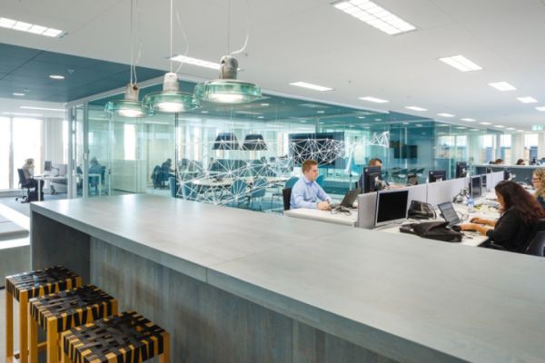 辦公室裝修設(shè)計改造的新能源公司